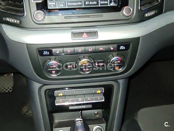 Usado VW Sharan Sport 170 CV (125 kW) 2012 Blanco Monovolumen