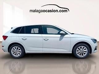 Usado Skoda Scala 110 CV (80 kW) 2024 Blanco Utilitario