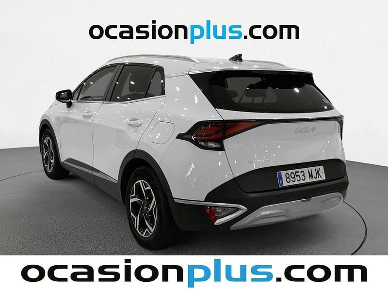 Usado Kia Sportage 136 CV (100 kW) 2023 Blanco SUV