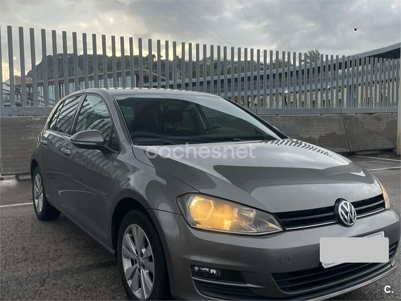 Gris / plata Usado 2016 VW Golf Advance Berlina | 10.400 € (Super precio) - Imagen 1/4