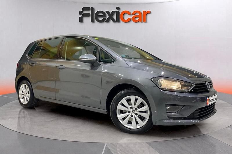 Usado VW Golf Sportsvan Advance 115 CV (84 kW) 2018 Gris Monovolumen