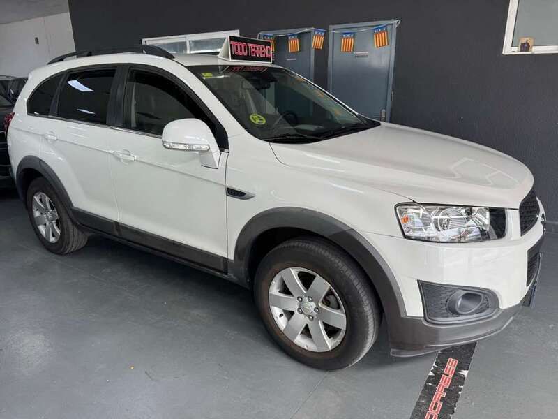 Blanco Usado 2014 Chevrolet Captiva LT SUV | 12.750 € (Precio justo) - Imagen 1/4