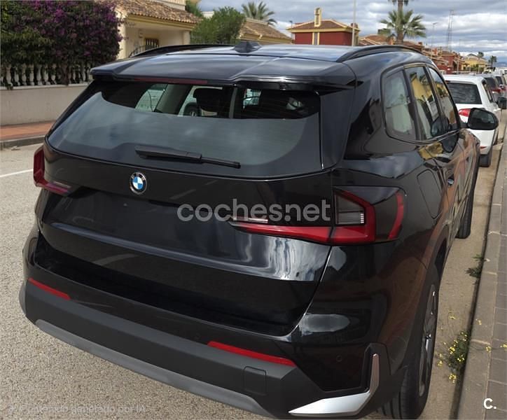Usado BMW X1 Comfort Edition 136 CV (100 kW) 2024 Negro SUV