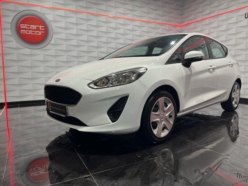 Usado Ford Fiesta Active 85 CV (62 kW) 2018 Blanco Utilitario