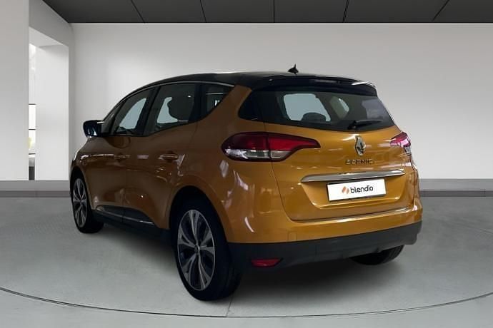 Usado Renault Scénic IV Zen 110 CV (80 kW) 2018 Monovolumen