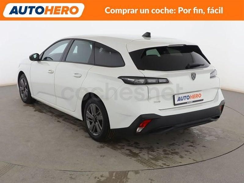 Usado Peugeot 308 SW Active 130 CV (95 kW) 2022 Blanco Familiar