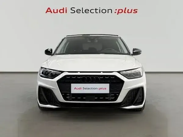 Usado Audi A1 Sportback 116 CV (85 kW) 2025 Gris Utilitario