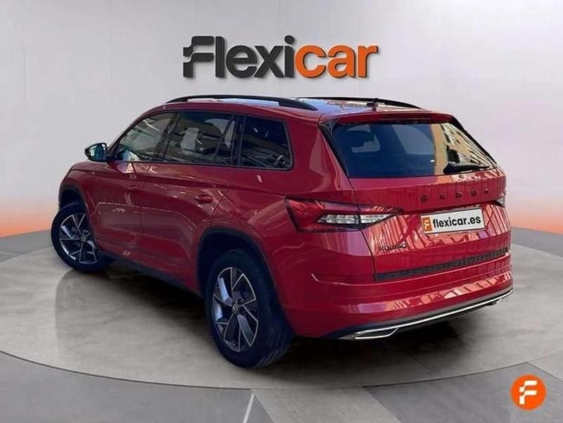 Usado Skoda Kodiaq Scout 4x4 150 CV (110 kW) 2019 Rojo SUV