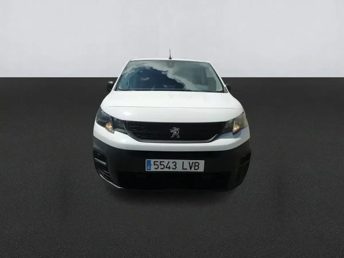 Usado Peugeot Partner Premium 98 CV (72 kW) 2021 Blanco Monovolumen