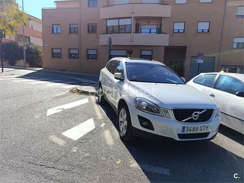 Usado Volvo XC60 Summum 185 CV (136 kW) 2010 Blanco SUV