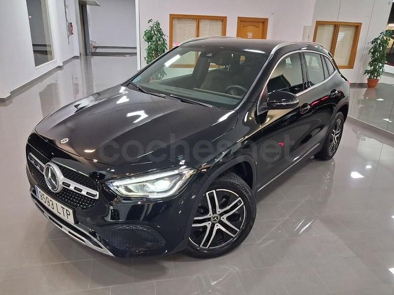 Usado Mercedes GLA200 150 CV (110 kW) 2021 Negro SUV