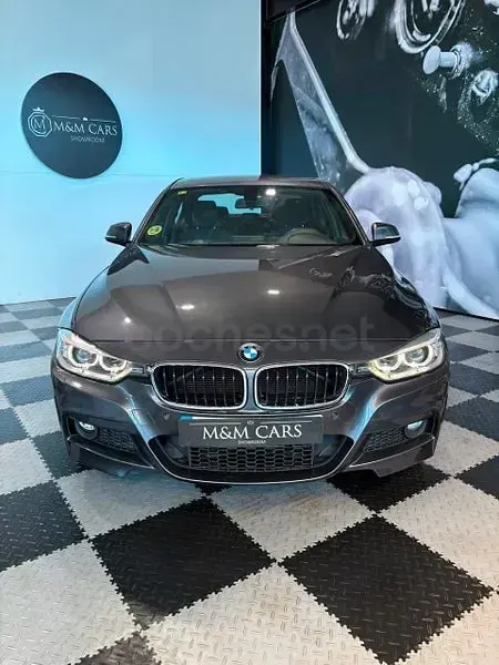 Usado BMW 318 Comfort Edition 143 CV (105 kW) 2015 Gris / plata Berlina