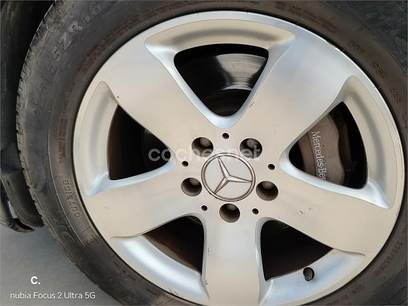 Usado Mercedes E320 Avantgarde 197 CV (144 kW) 2003 Negro Berlina