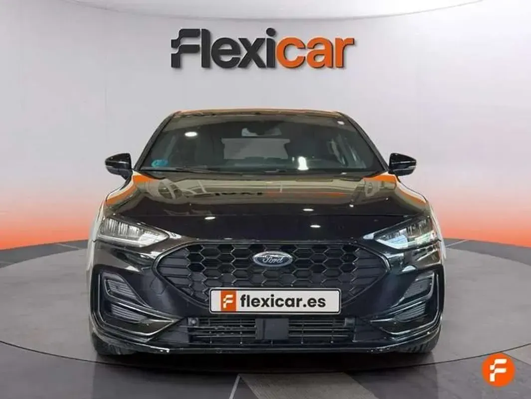 Usado Ford Focus ST-Line 155 CV (114 kW) 2024 Negro Berlina