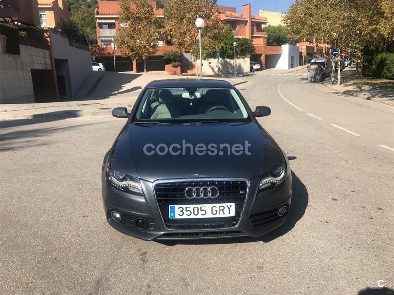 Usado Audi A4 S-Line 240 CV (176 kW) 2009 Gris / plata Berlina