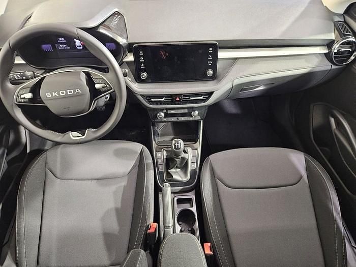 Nuevo Skoda Fabia Selection 95 CV (69 kW) 2026 Gris Utilitario