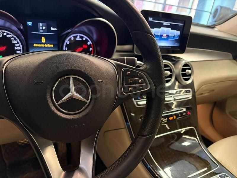 Usado Mercedes GLC300 245 CV (180 kW) 2019 Blanco SUV