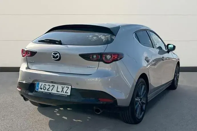 Usado Mazda 3 122 CV (89 kW) 2022 Gris Berlina