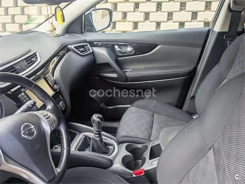 Usado Nissan Qashqai Tekna 130 CV (95 kW) 2016 Blanco SUV