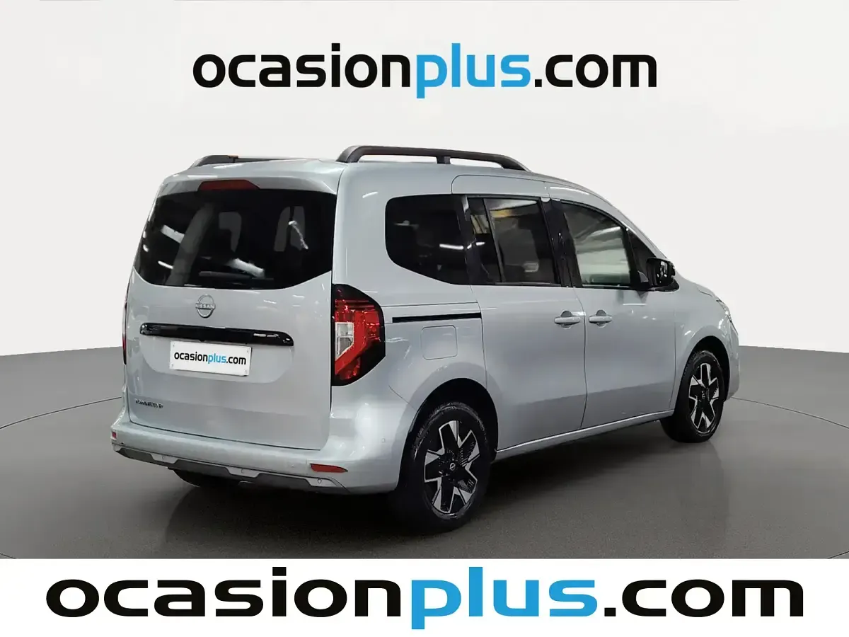 Usado Nissan Townstar N-Connecta 130 HP (95 kW) 2022 Cinzento Monovolume
