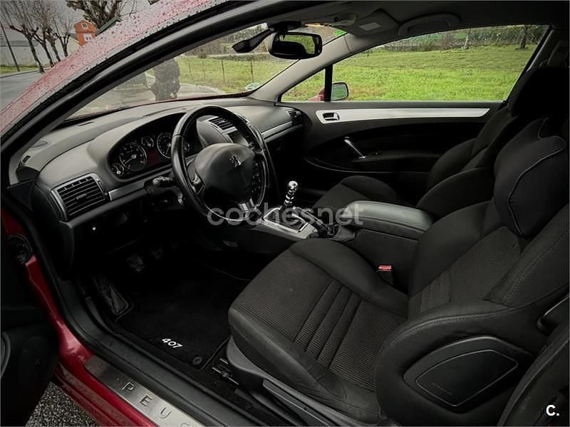 Usado Peugeot 407 Coupe 211 CV (155 kW) 2006 Granate Coupe