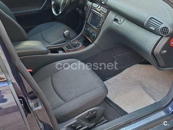 Usado Mercedes C240 Elegance 170 CV (125 kW) 2000 Azul Berlina