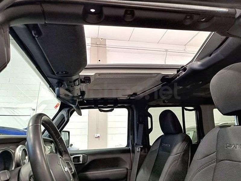 Usado Jeep Wrangler Unlimited Sahara 200 CV (147 kW) 2019 Gris / plata SUV