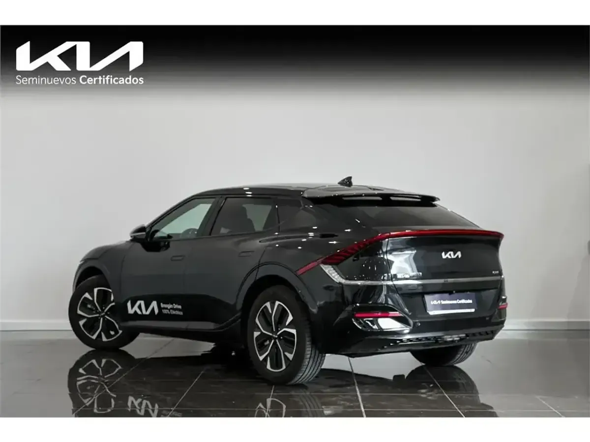 Usado Kia EV6 Air 168 kW (229 CV) 2023 Negro metalizado SUV