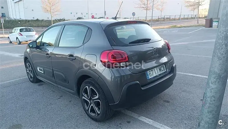 Usado Citroën C3 Feel 83 CV (61 kW) 2022 Gris / plata Utilitario