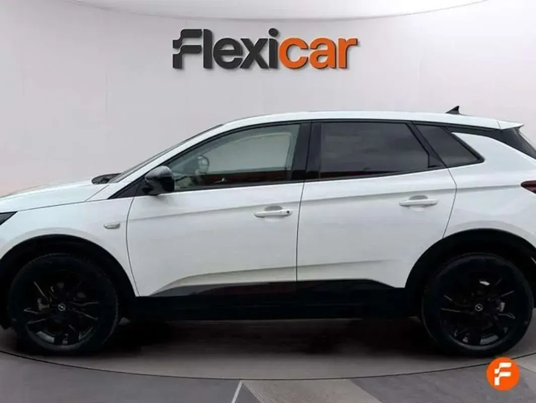 Usado Opel Grandland X 131 HP (96 kW) 2023 Branco SUV