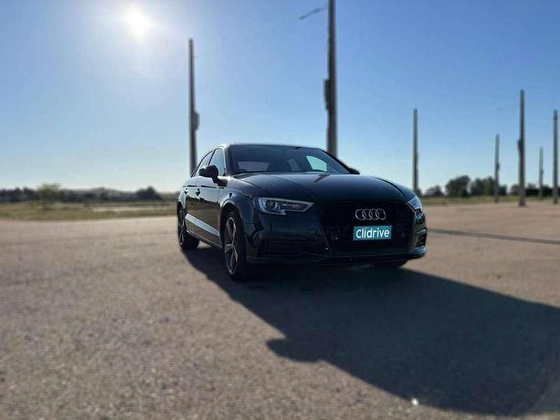 Usado Audi A3 S-Line 116 CV (85 kW) 2018 Negro Berlina