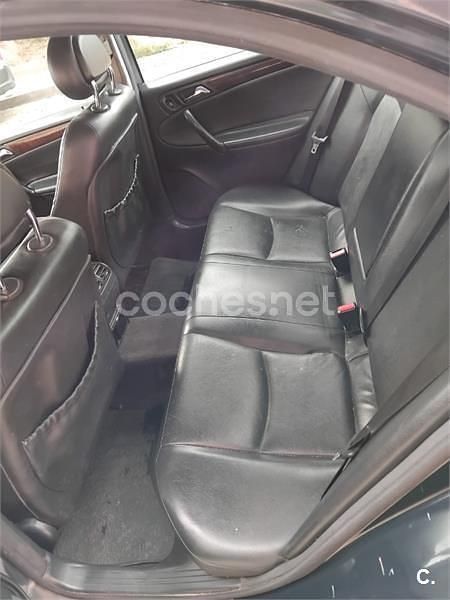 Usado Mercedes C220 Elegance 143 CV (105 kW) 2002 Azul Berlina