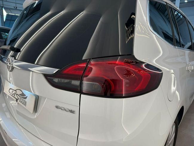 Usado Opel Zafira Tourer Excellence 136 CV (100 kW) 2016 Blanco Monovolumen