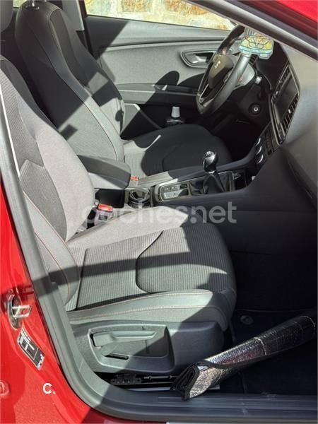 Usado Seat Leon ST FR 184 CV (135 kW) 2018 Rojo Familiar