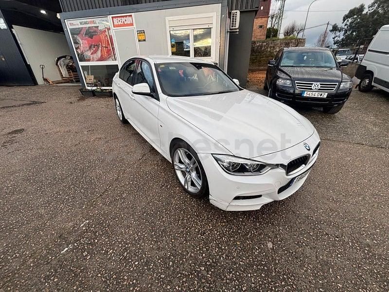 Usado BMW 318 Comfort Edition 150 CV (110 kW) 2017 Blanco Berlina