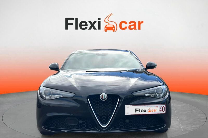 Usado Alfa Romeo Giulia Super 160 CV (117 kW) 2021 Negro Berlina