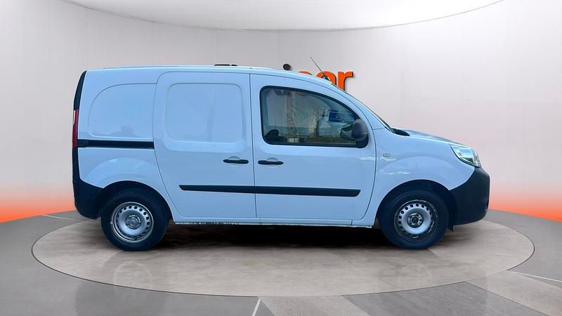 Usado Renault Kangoo 95 CV (69 kW) 2021 Blanco Monovolumen