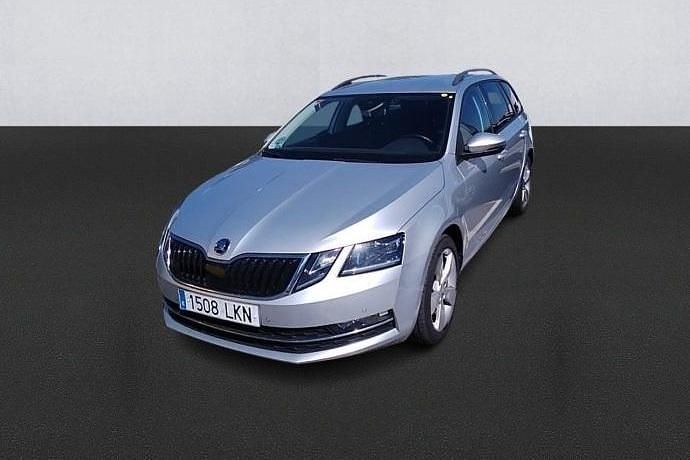 Usado 2020 Skoda Octavia Ambition Familiar | 19.000 € (Buen precio) - Imagen 1/4