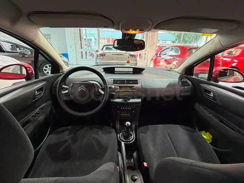 Usado Citroën C4 90 CV (66 kW) 2009 Rojo Berlina
