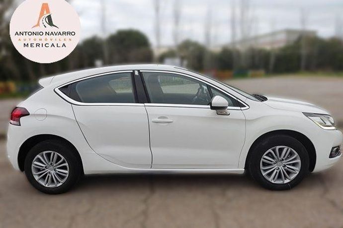 Usado Citroën DS3 So Chic 100 CV (73 kW) 2016 Utilitario