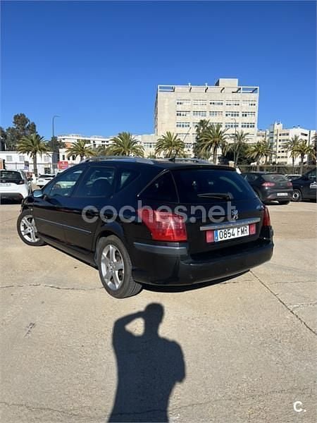 Usado Peugeot 407 Sport 136 CV (100 kW) 2007 Negro Familiar
