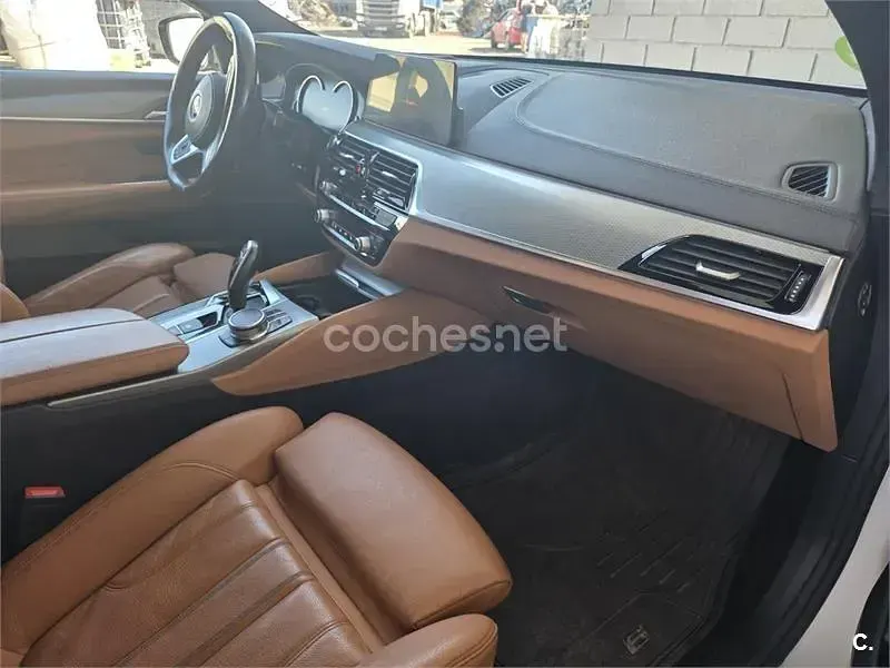 Usado BMW 630 265 CV (194 kW) 2018 Blanco Coupe