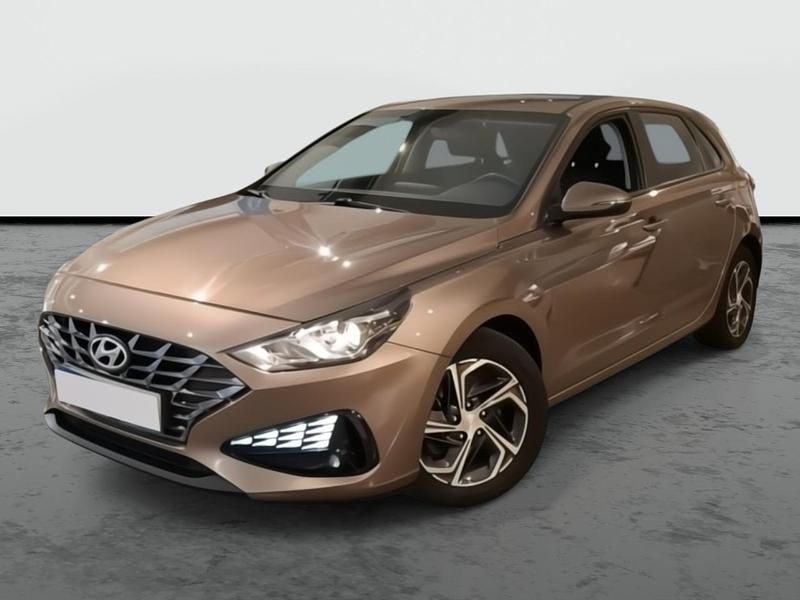 Usado Hyundai i30 120 CV (88 kW) 2022 Bronce silky Utilitario