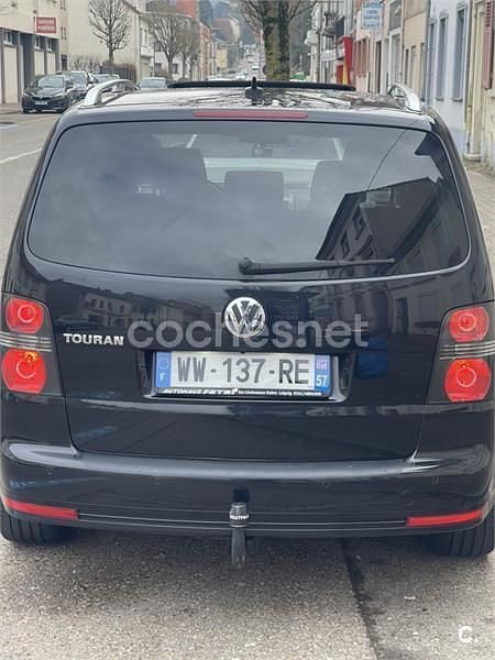 Usado VW Touran Sport 140 CV (102 kW) 2008 Negro Monovolumen