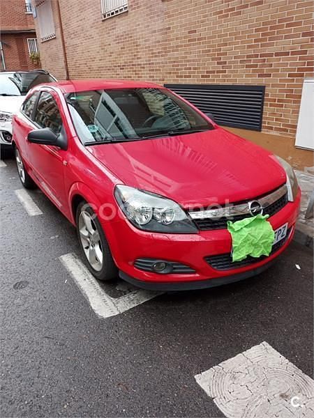 Rojo Usado 2007 Opel Astra GTC Sport Berlina | 4150 € (Precio justo) - Imagen 1/4