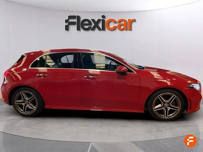 Usado Mercedes A180 AMG 116 CV (85 kW) 2019 Rojo Berlina