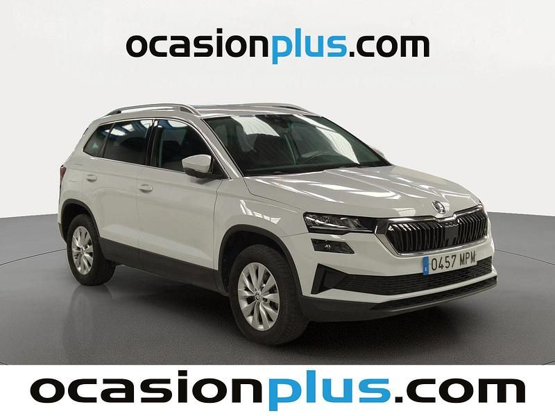 Usado Skoda Karoq Selection 116 CV (85 kW) 2024 Blanco SUV