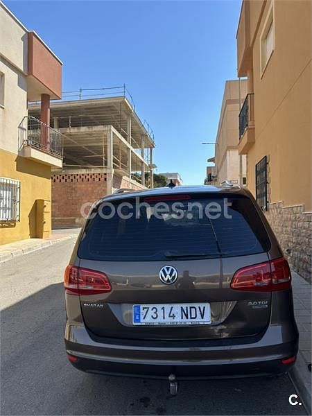 Usado VW Sharan Edition 140 CV (102 kW) 2011 Beige Monovolumen