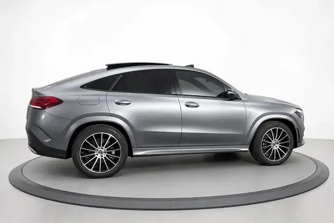 Usado Mercedes GLE300 269 CV (197 kW) 2023 SUV