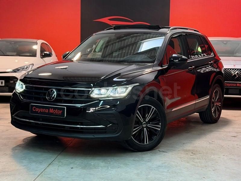 Usado VW Tiguan Life 150 CV (110 kW) 2021 Negro SUV